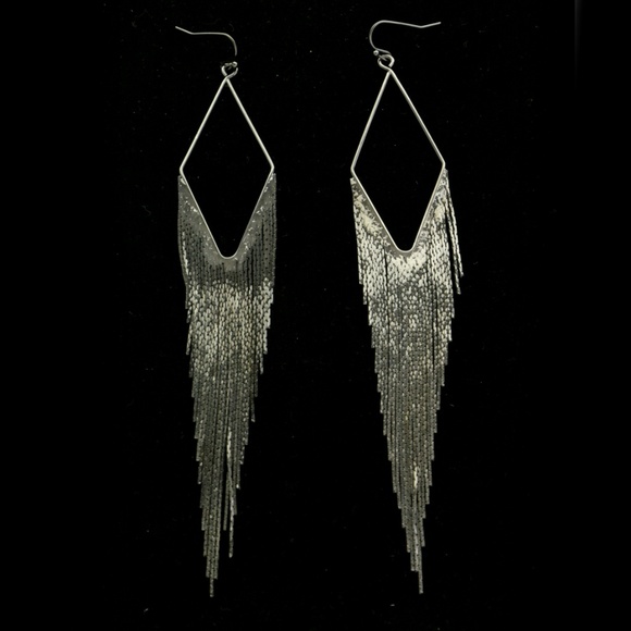 Express Dangle-Earrings Dark-Silver NWT - Picture 4 of 4